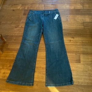 Tahari jeans size 10, wide leg